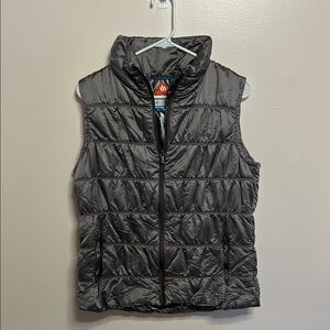 Columbia Women's Gray Puffer Vest